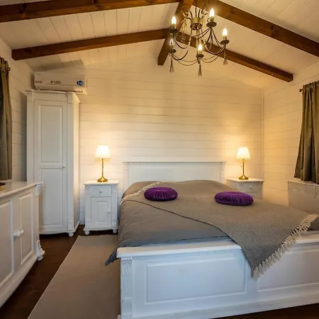 Flori Haus Guest house